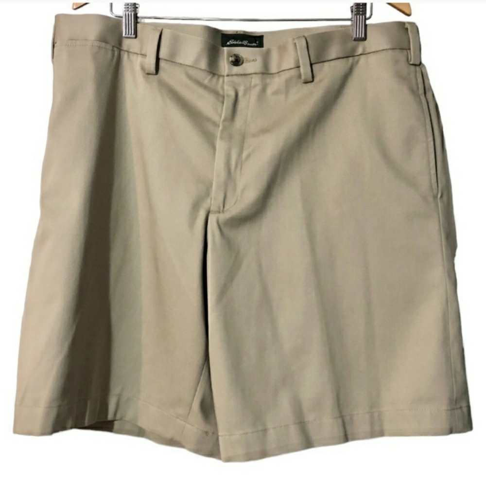EDDIE BAUER Flat Front Cotton Chino Shorts NWOT!